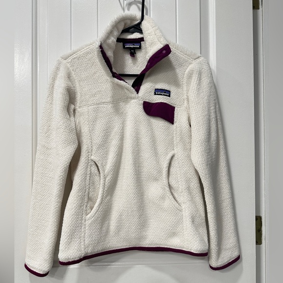 Patagonia White and Purple Fleece Pullover Sweater - Picture 1 of 7